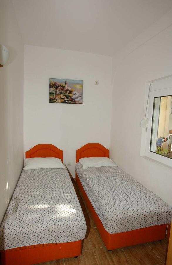 Mm Kovacevic Apartments Petrovac Eksteriør bilde