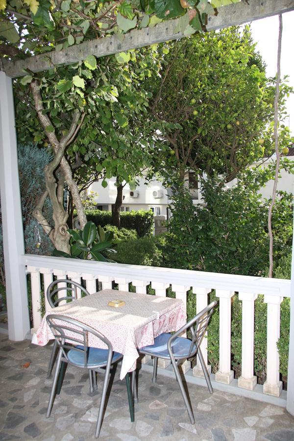 Mm Kovacevic Apartments Petrovac Eksteriør bilde